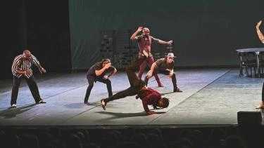Danza protagonista giovedì 15 maggio alle 20.30 al Cineteatro di Chiasso con “Dance N’Speak Easy“ dei Wanted Posse. Il... Danza protagonista giovedì 15 maggio alle 20.30 al Cineteatro di Chiasso con “Dance N’Speak Easy“ dei Wanted Posse. Il...