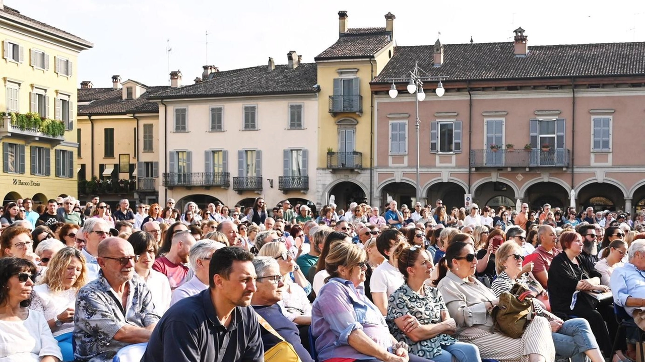 Presentata la rassegna che si svolgerà a metà giugno con numerosi ospiti Presentata la rassegna che si svolgerà a metà giugno con numerosi ospiti