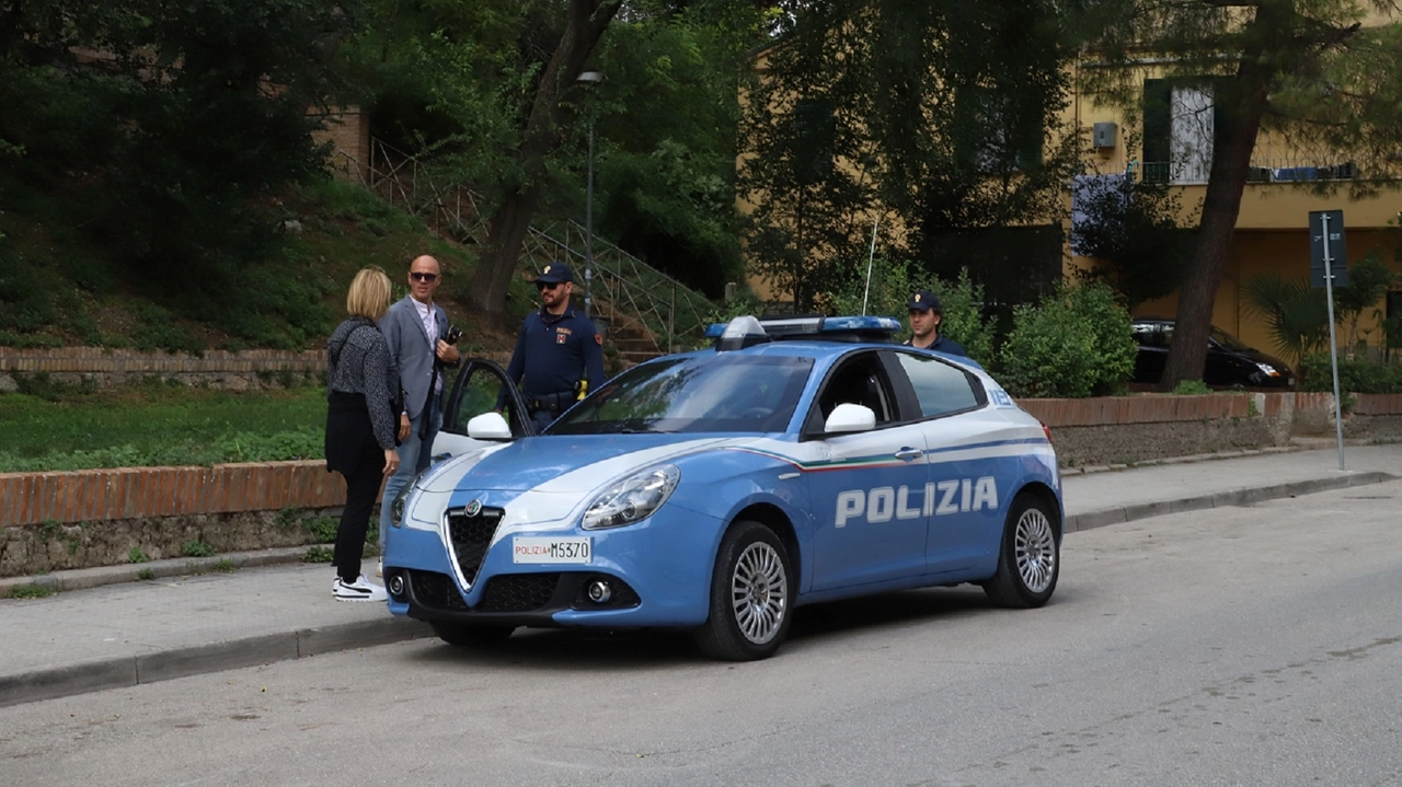 Indaga la polizia