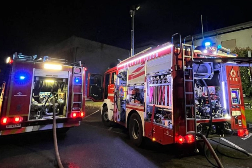 I vigili del fuoco a Colico