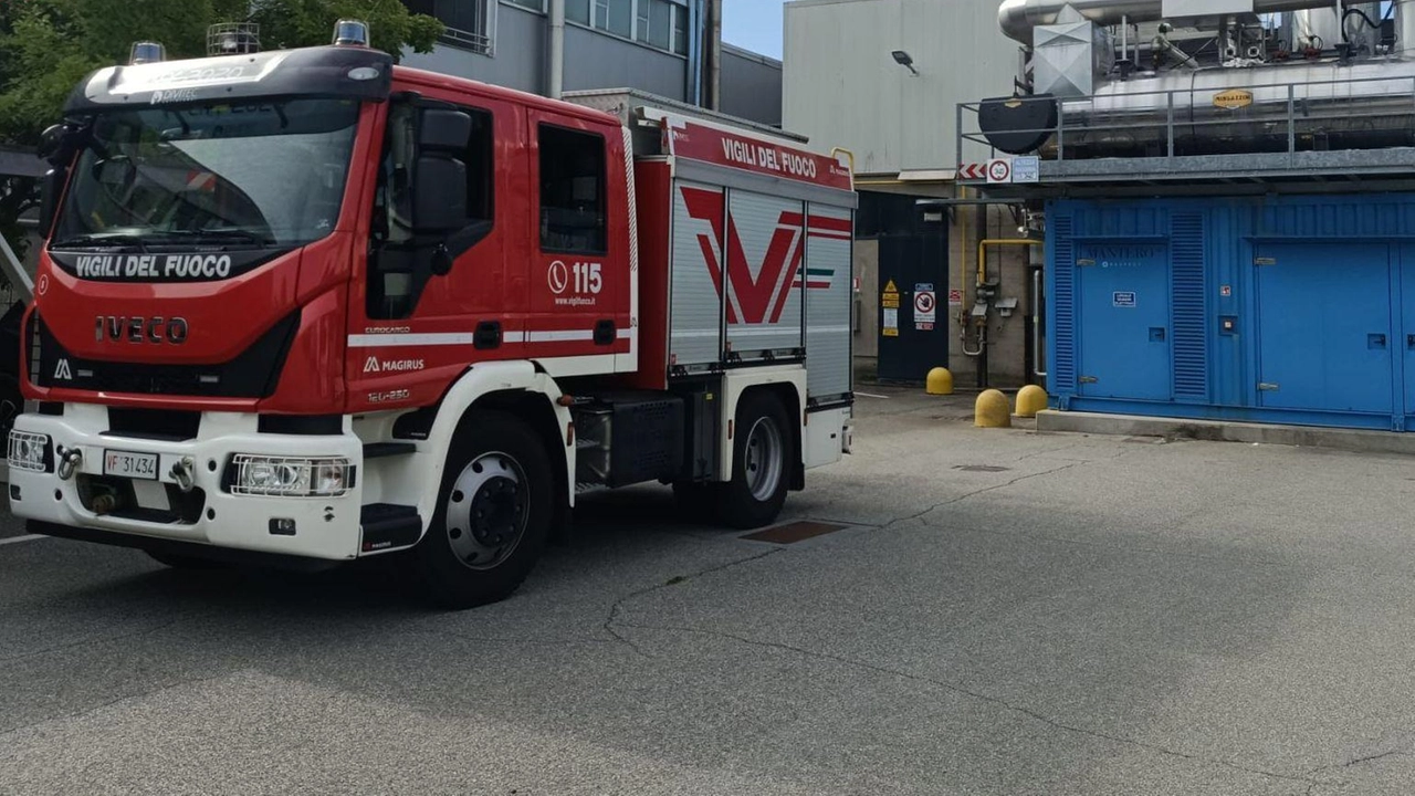 MARIANO COMENSE (Como) Ancora poche ore lavoro, poi le ferie con la famiglia: la moglie e i due bambini piccoli....