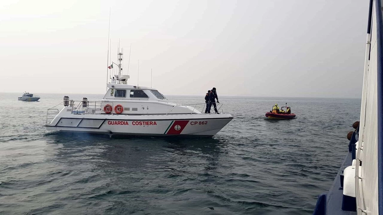 Guardia Costiera sul lago di Garda Guardia Costiera sul lago di Garda