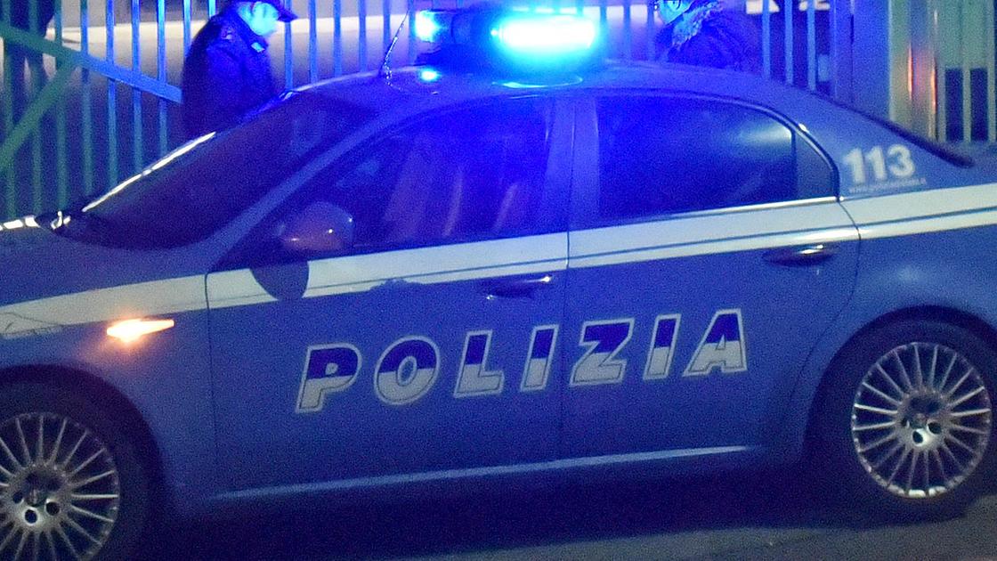assediata dall8217ex violento chiede aiuto all8217amica salvata da una telefonata