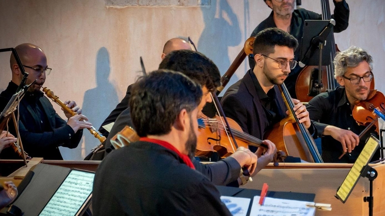 Da Handel a Scarlatti, da Torelli a Bach, un viaggio nella musica sacra barocca interpretata da una piccola orchestra d’archi...