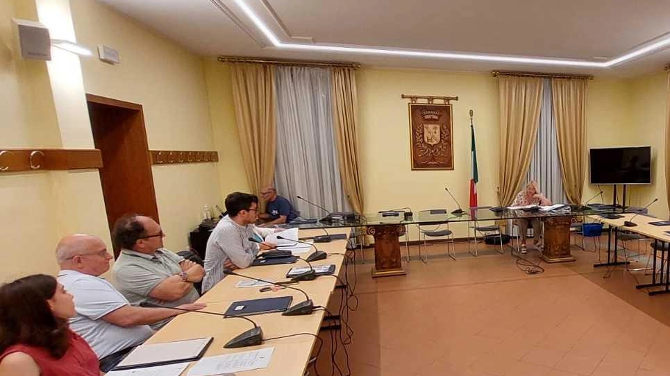 I consiglieri di opposizione rimasti in aula dopo l’uscita della maggioranza