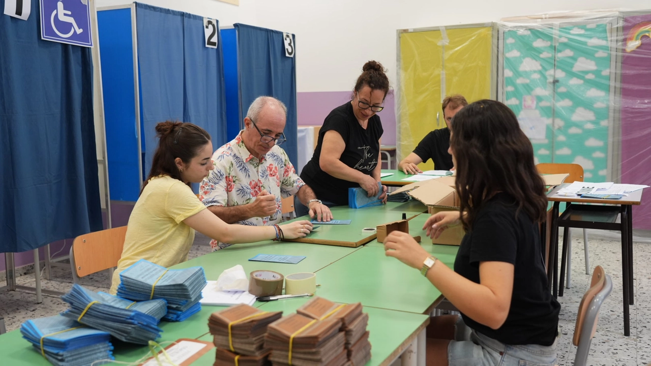 Elezioni, schede ‘difettate’ a Brescia: in alcuni seggi simboli doppiati