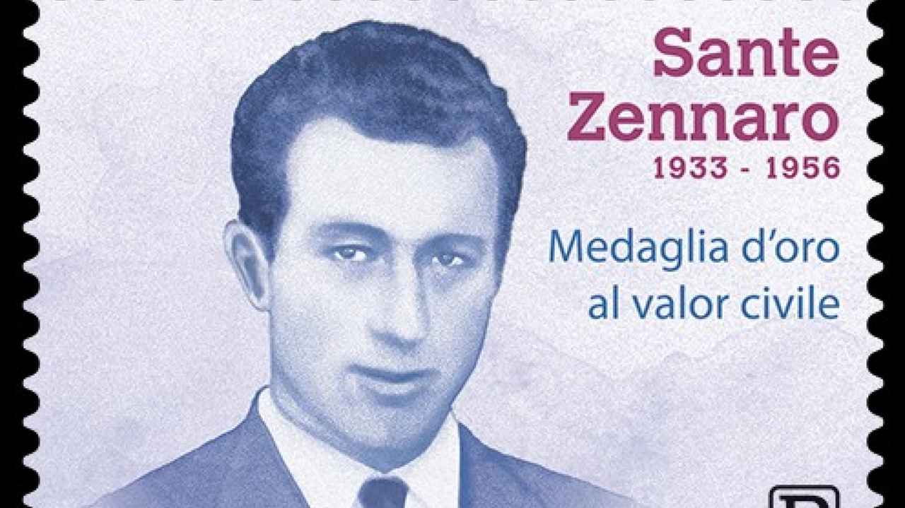 Il francobollo che ricorderà Sante Zennaro (Ansa) Il francobollo che ricorderà Sante Zennaro (Ansa)
