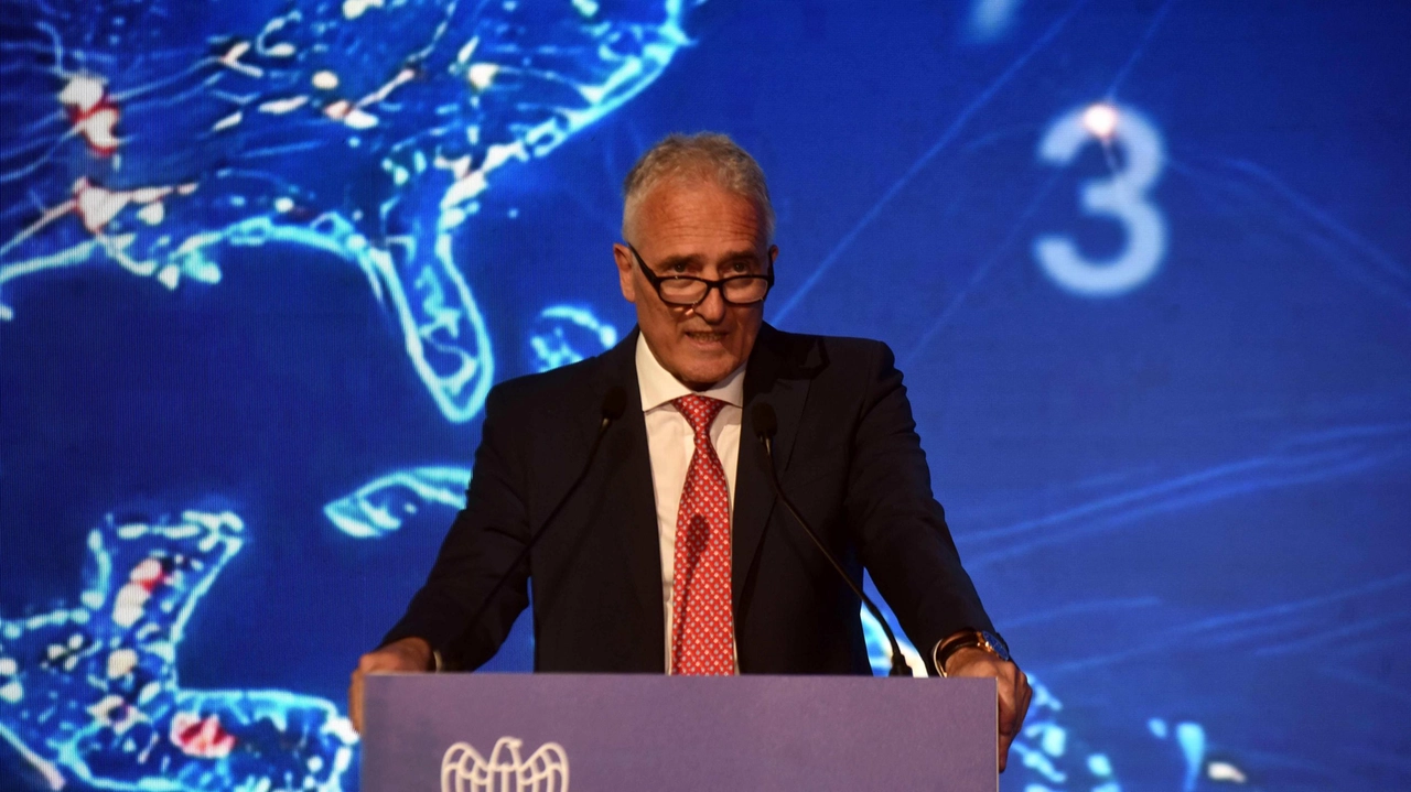 Varese, ha subito posto l’accento sulla necessità di dare contenuti al Mill l’acceleratore di imprenditorialità: "Volano della competitività locale". Varese, ha subito posto l’accento sulla necessità di dare contenuti al Mill l’acceleratore di imprenditorialità: "Volano della competitività locale".