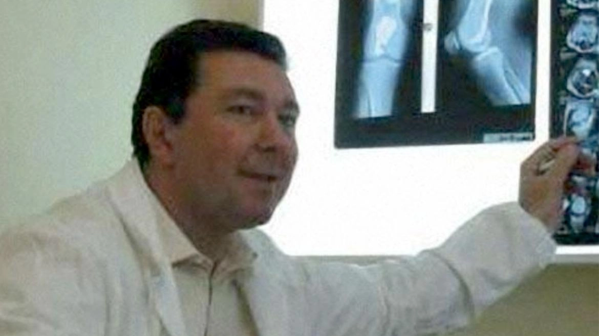 Marco Valadè, ex chirurgo ortopedico del Policlinico, ha testimoniato in aula