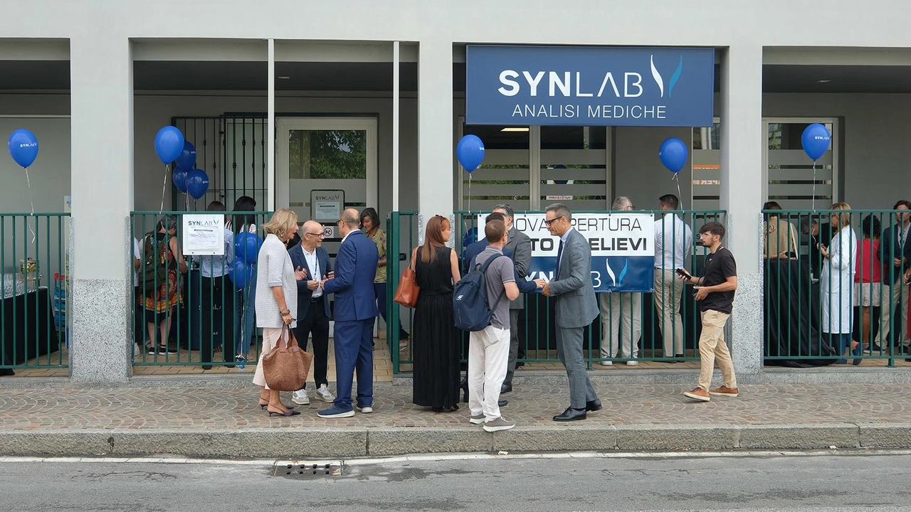 Inaugurato nuovo punto prelievi Synlab a Monza nel quartiere Cederna, quarto in città. Servirà 25mila residenti. Offerta screening gratuito per sindrome metabolica. Prenotazioni online. Inaugurato nuovo punto prelievi Synlab a Monza nel quartiere Cederna, quarto in città. Servirà 25mila residenti. Offerta screening gratuito per sindrome metabolica. Prenotazioni online.