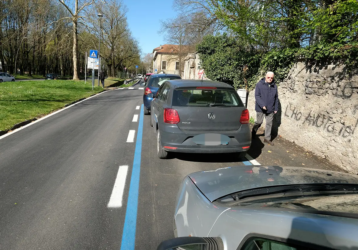 La rivoluzione delle strisce blu a Monza: stop al pagamento serale e agevolazioni per i lavoratori