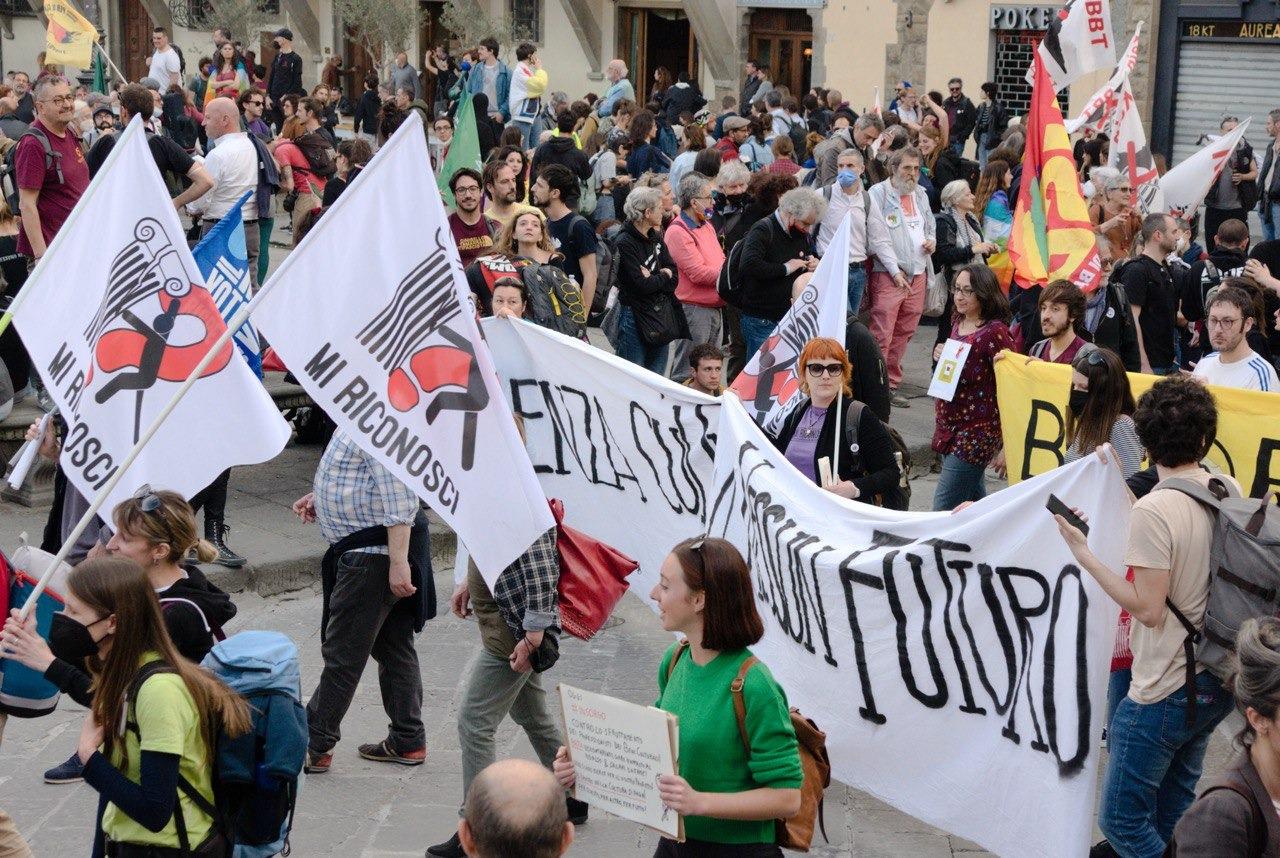 Lavoratori precari della cultura: sei anni dopo la prima protesta la mobilitazione riparte da Brescia Lavoratori precari della cultura: sei anni dopo la prima protesta la mobilitazione riparte da Brescia