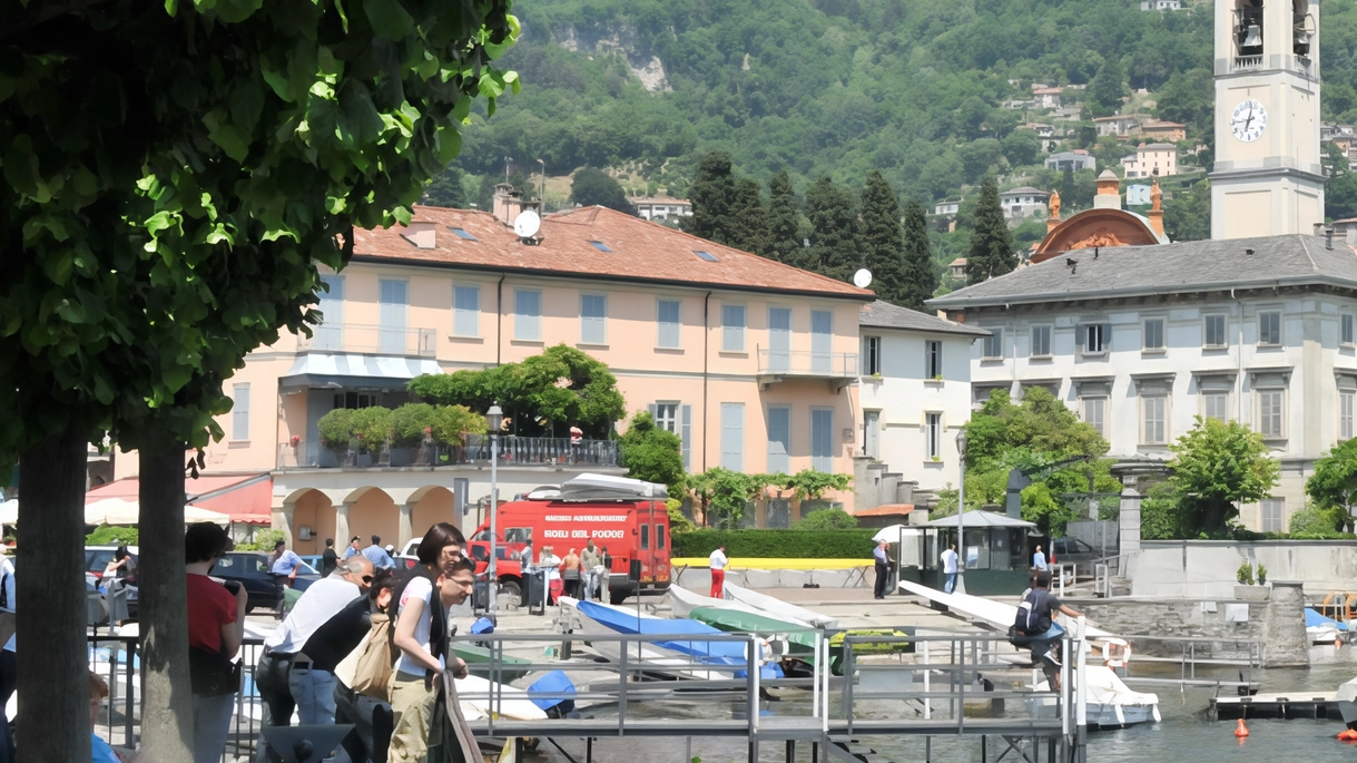 Sono state chieste inoltre delucidazioni in merito all’Imu e alla Tari per le case vacanze nella nota e prestigiosa località lariana Sono state chieste inoltre delucidazioni in merito all’Imu e alla Tari per le case vacanze nella nota e prestigiosa località lariana