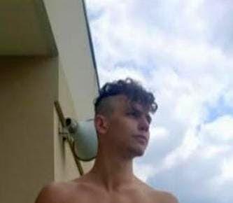 Chi è Marco Cutrona, il fornaio travolto e ucciso in monopattino alle 4 di notte da un ubriaco mentre andava al lavoro. “Ragazzo raro, ero pronto alle vacanze” Chi è Marco Cutrona, il fornaio travolto e ucciso in monopattino alle 4 di notte da un ubriaco mentre andava al lavoro. “Ragazzo raro, ero pronto alle vacanze”