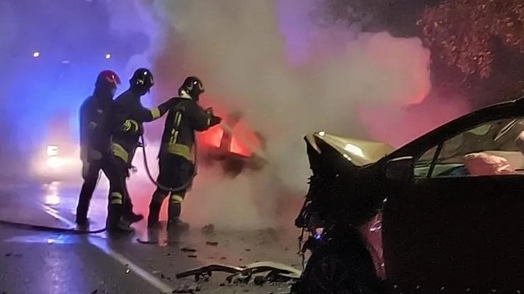Sono intervenuti i vigili del fuoco (foto di repertorio) Sono intervenuti i vigili del fuoco (foto di repertorio)
