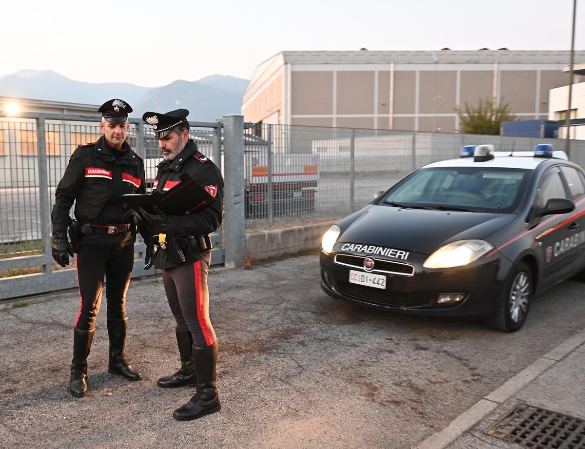 Picchiata in casa da cinque banditi: l’incubo di una 87enne a Erba. Malmenata a lungo per 200 euro Picchiata in casa da cinque banditi: l’incubo di una 87enne a Erba. Malmenata a lungo per 200 euro