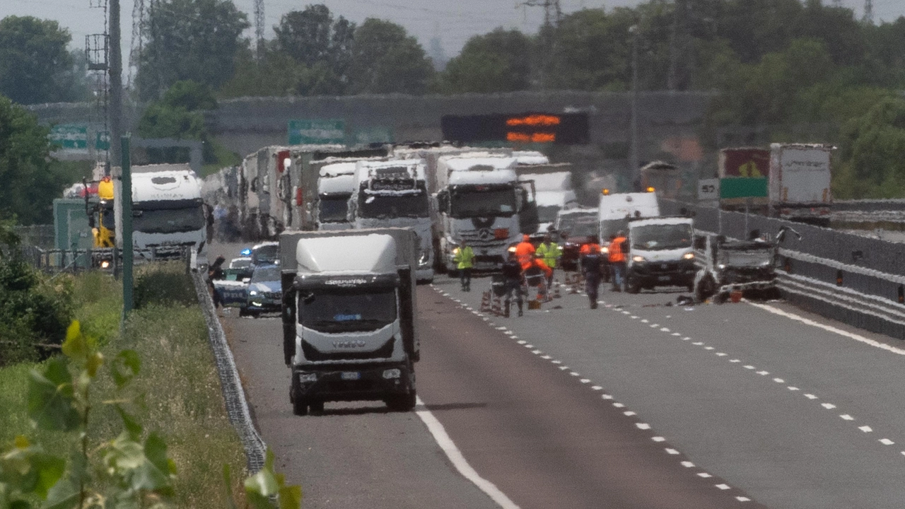 La situazione in Brebemi dopo l'incidente (Canali) La situazione in Brebemi dopo l'incidente (Canali)