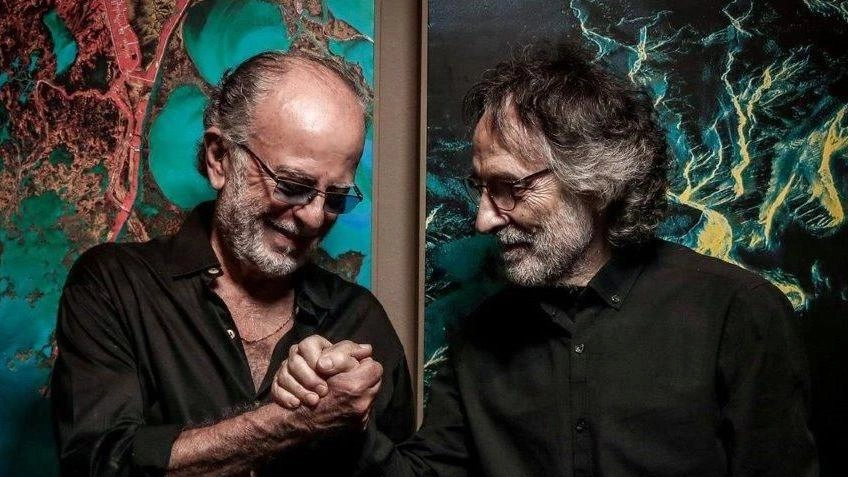 Premiata Forneria Marconi festeggia l’85° della nascita del cantautore con un doppio album dal vivo "Faber un giorno venne ad ascoltarci con un amico pastore, ci invitò a casa sua e ci propose il tour". Premiata Forneria Marconi festeggia l’85° della nascita del cantautore con un doppio album dal vivo "Faber un giorno venne ad ascoltarci con un amico pastore, ci invitò a casa sua e ci propose il tour".
