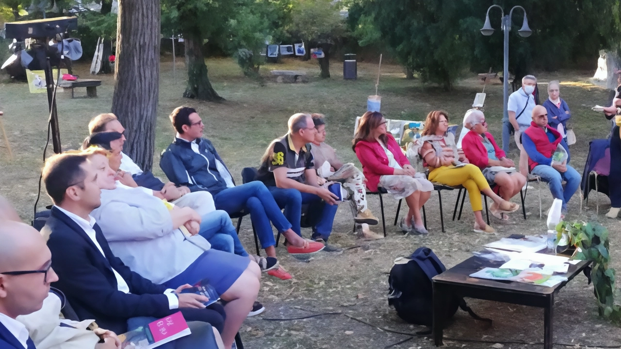 A Legnano si avvicina la terza edizione di "CAPitolo 20025", evento che celebra scrittori e artisti locali. Scadenza candidature il 7 settembre per partecipare alla giornata culturale del 21 settembre al Parco della Biblioteca di via Cavour. Un'opportunità per valorizzare la creatività del territorio e favorire scambi culturali. A Legnano si avvicina la terza edizione di "CAPitolo 20025", evento che celebra scrittori e artisti locali. Scadenza candidature il 7 settembre per partecipare alla giornata culturale del 21 settembre al Parco della Biblioteca di via Cavour. Un'opportunità per valorizzare la creatività del territorio e favorire scambi culturali.