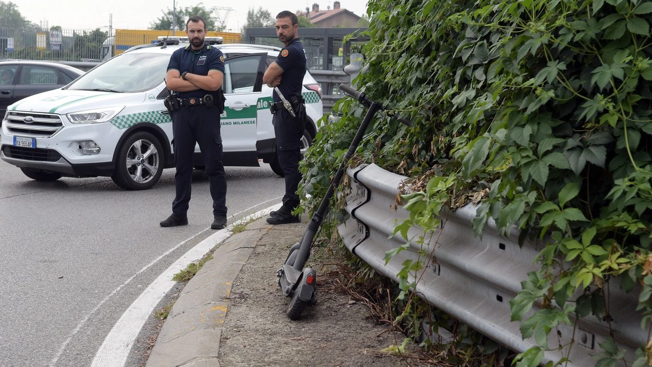 L'incidente si è verificato in via Cassinis, nelle vicinanze della stazione di Rogoredo L'incidente si è verificato in via Cassinis, nelle vicinanze della stazione di Rogoredo