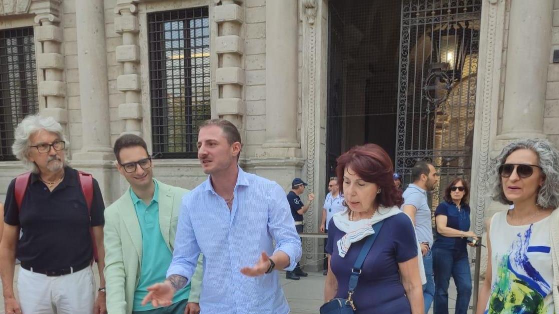 Le “famiglie sospese“: "Progetti ancora fermi. A pagare siamo noi" Le “famiglie sospese“: "Progetti ancora fermi. A pagare siamo noi"