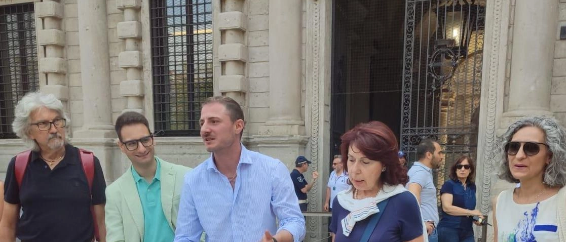 Le “famiglie sospese“: "Progetti ancora fermi. A pagare siamo noi"