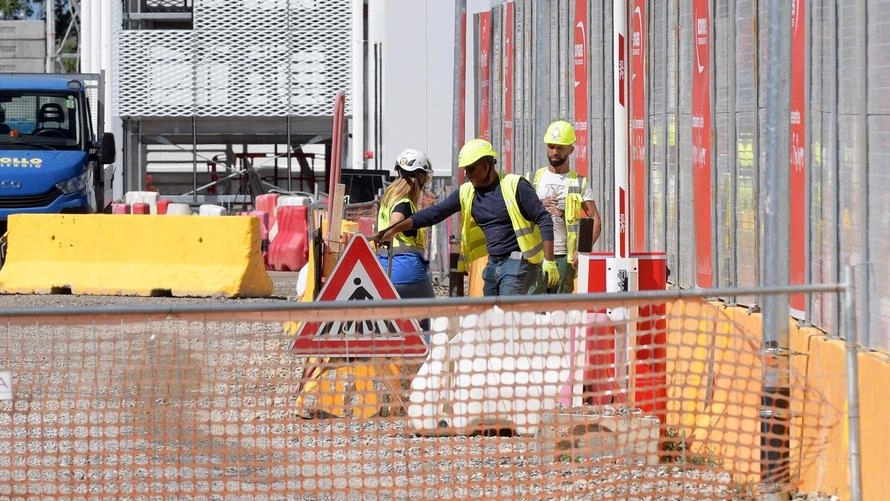 Il cantiere: a supporto dell’attività del Data center, una centrale elettrica realizzata da Terna Il cantiere: a supporto dell’attività del Data center, una centrale elettrica realizzata da Terna