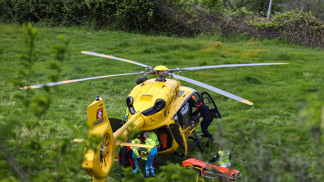 Livigno, la donna gravemente ferita è stata trasportata con l'elicottero a Trento Livigno, la donna gravemente ferita è stata trasportata con l'elicottero a Trento