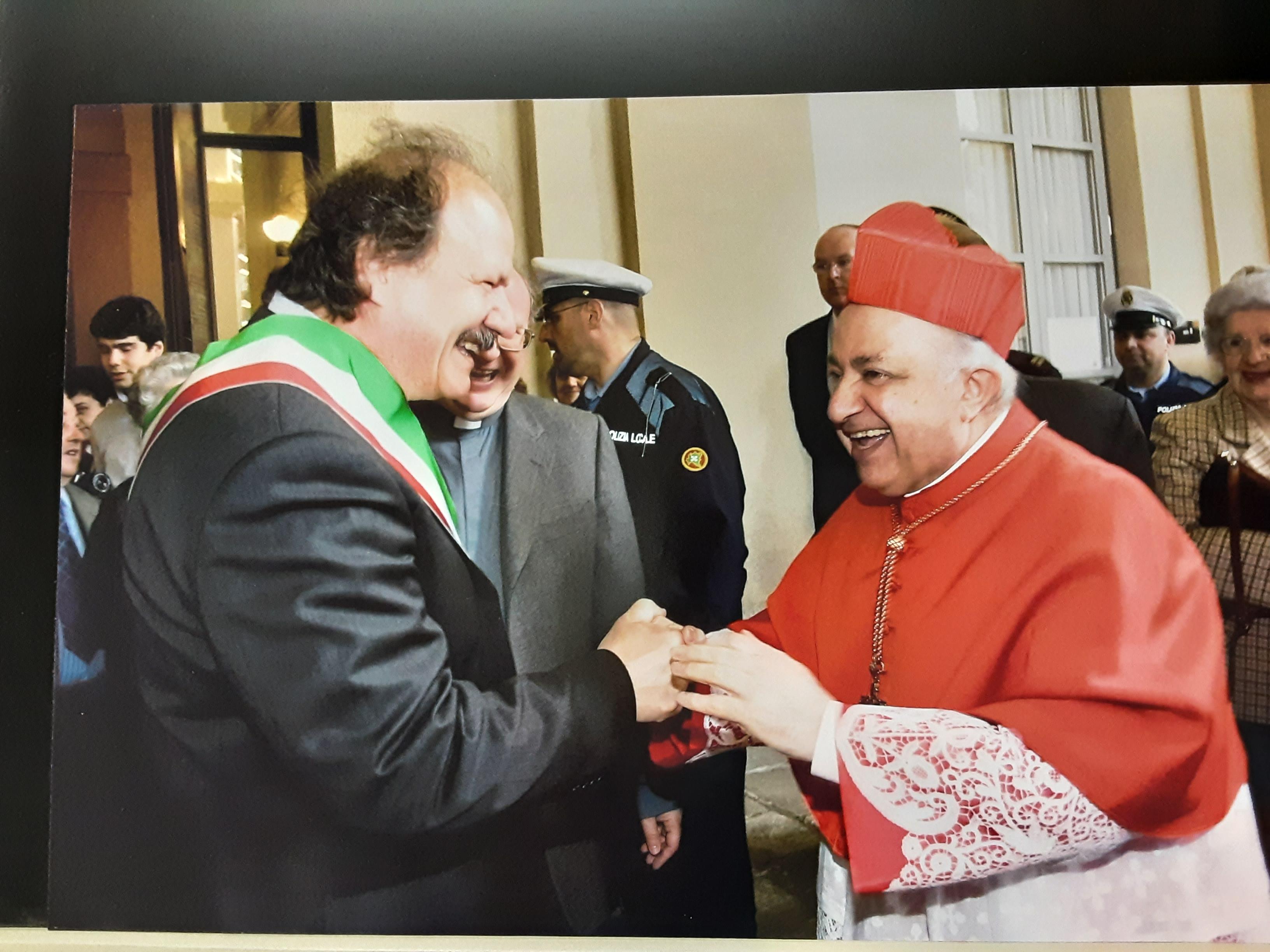 Seveso, in pensione Massimo Donati il medico del post diossina: “Nessun ricambio, 7 posti vuoti” Seveso, in pensione Massimo Donati il medico del post diossina: “Nessun ricambio, 7 posti vuoti”