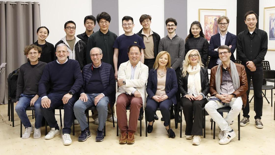 Fucina delle bacchette. I direttori d’orchestra alla scuola Pozzoli Fucina delle bacchette. I direttori d’orchestra alla scuola Pozzoli