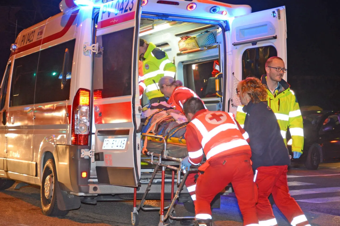 Tradate, esce di casa e s’incammina sulla provinciale al buio: Lidia Baiocchi, 79 anni, investita e uccisa da un’auto