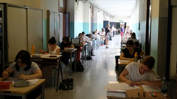 Prima prova della maturità 2025: le possibili tracce e gli errori da non fare. La guida