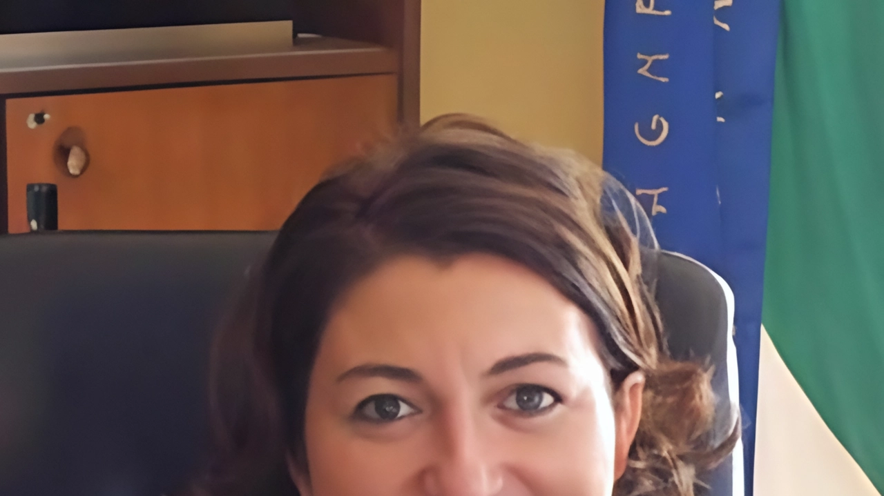 A Brescia, la ricerca di personale Ata tra le graduatorie del 2001 per coprire posti vacanti nelle scuole. Preoccupazione per la mancanza di collaboratori scolastici e assistenti tecnici, ma ottimismo per garantire l'apertura regolare delle scuole. Preoccupazione per il sostegno agli alunni con disabilità. A Brescia, la ricerca di personale Ata tra le graduatorie del 2001 per coprire posti vacanti nelle scuole. Preoccupazione per la mancanza di collaboratori scolastici e assistenti tecnici, ma ottimismo per garantire l'apertura regolare delle scuole. Preoccupazione per il sostegno agli alunni con disabilità.