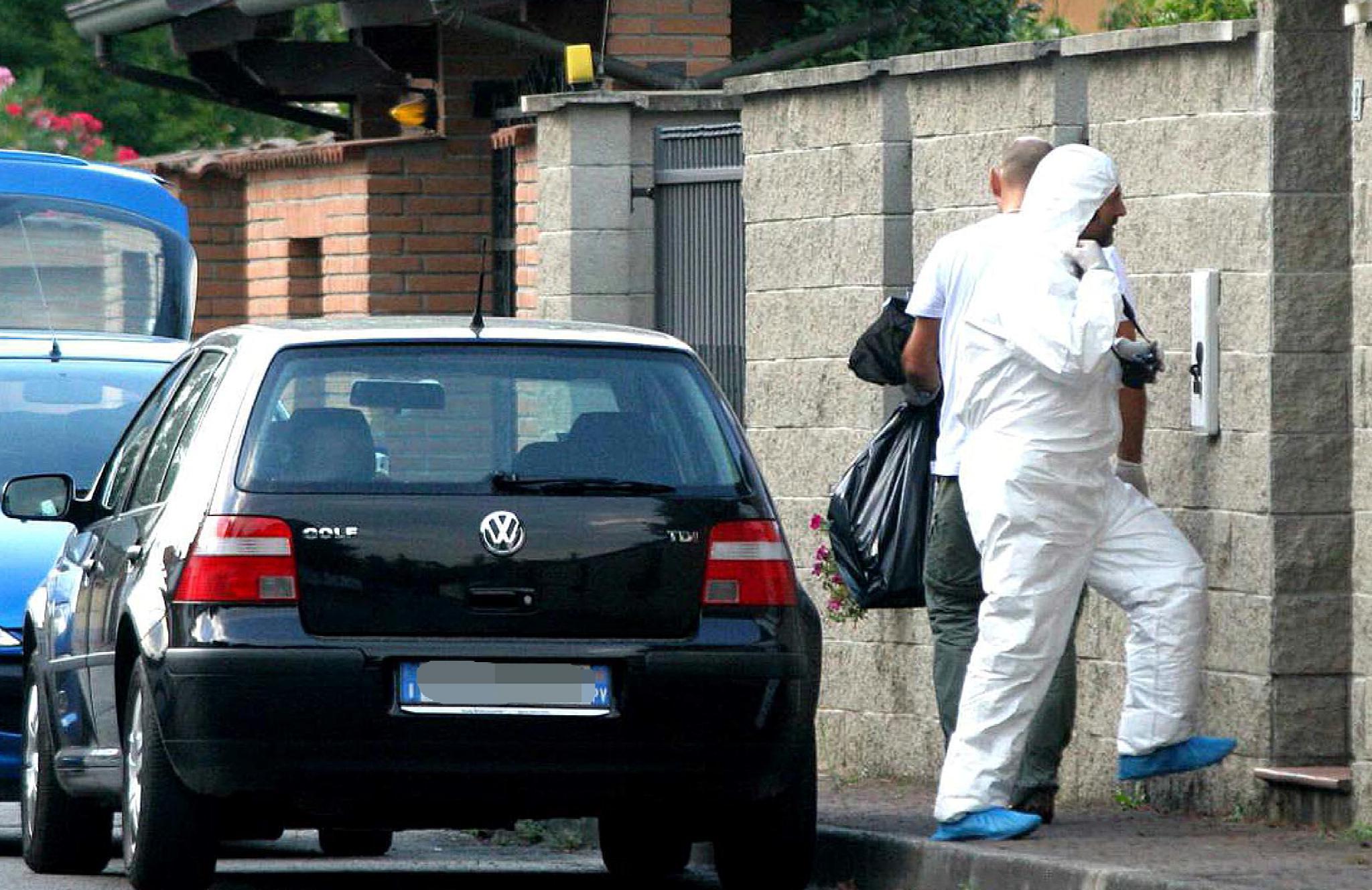 Garlasco: i Ris nella villetta dove fu uccisa Chiara Poggi con laser scanner e droni. Cosa stanno facendo Garlasco: i Ris nella villetta dove fu uccisa Chiara Poggi con laser scanner e droni. Cosa stanno facendo