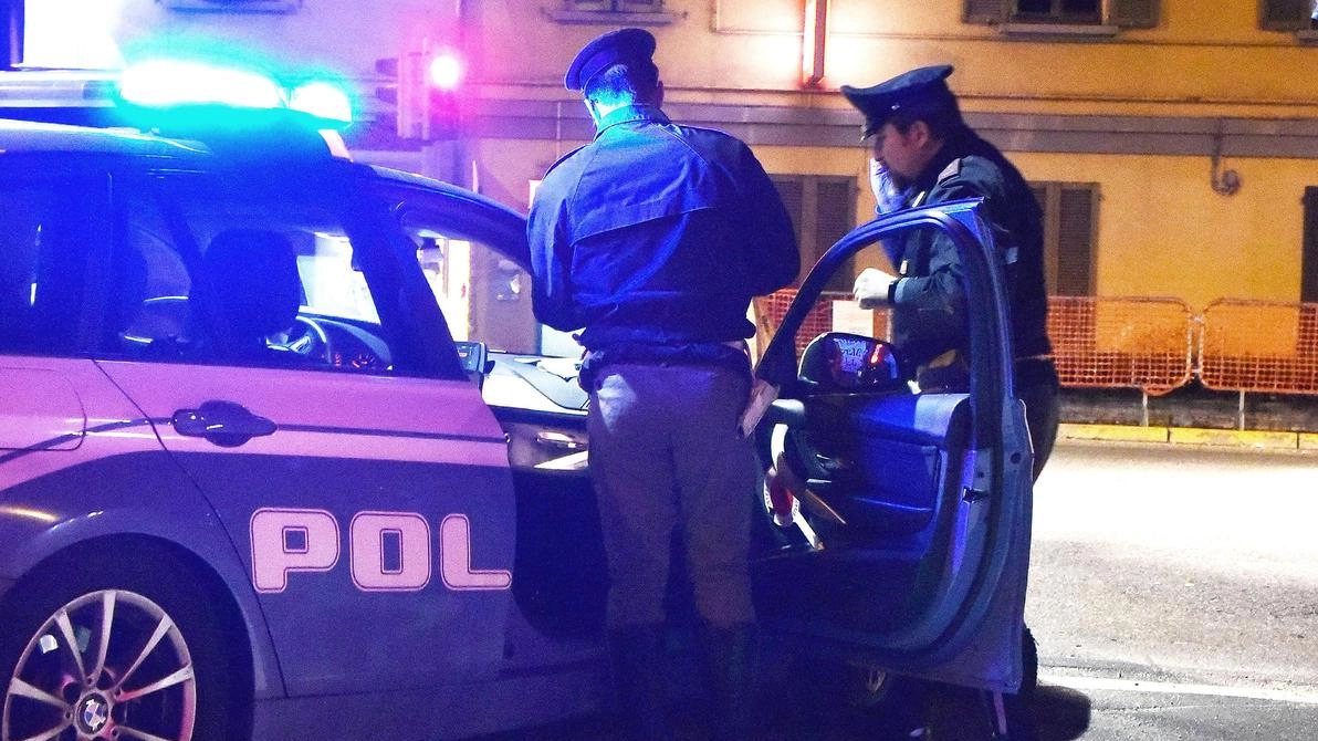 Gli agenti della Squadra Volante lo hanno trovato all’interno del supermercato Gran Mercato di via Pio XI a Sagnino, ieri... Gli agenti della Squadra Volante lo hanno trovato all’interno del supermercato Gran Mercato di via Pio XI a Sagnino, ieri...