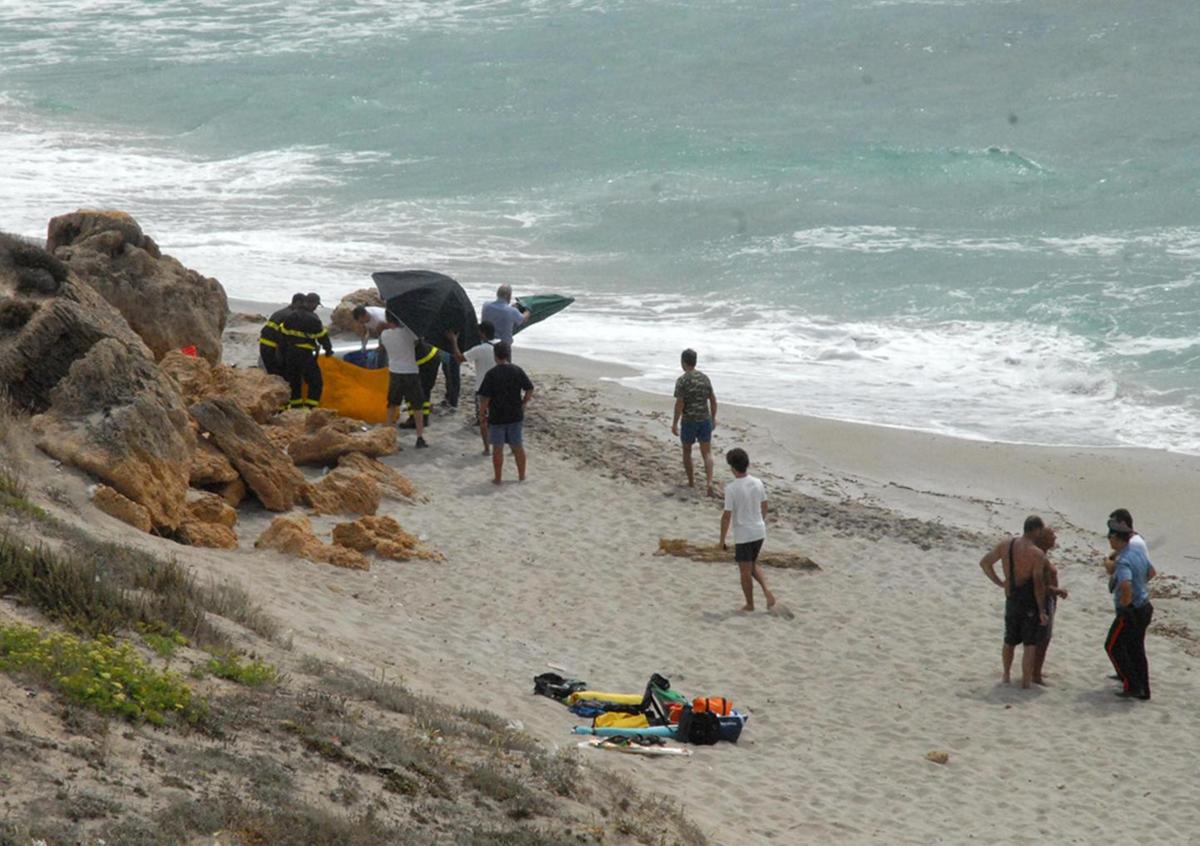 La tragedia del milanese eroe annegato in Sardegna: si era tuffato per salvare due ragazzini in difficoltà La tragedia del milanese eroe annegato in Sardegna: si era tuffato per salvare due ragazzini in difficoltà