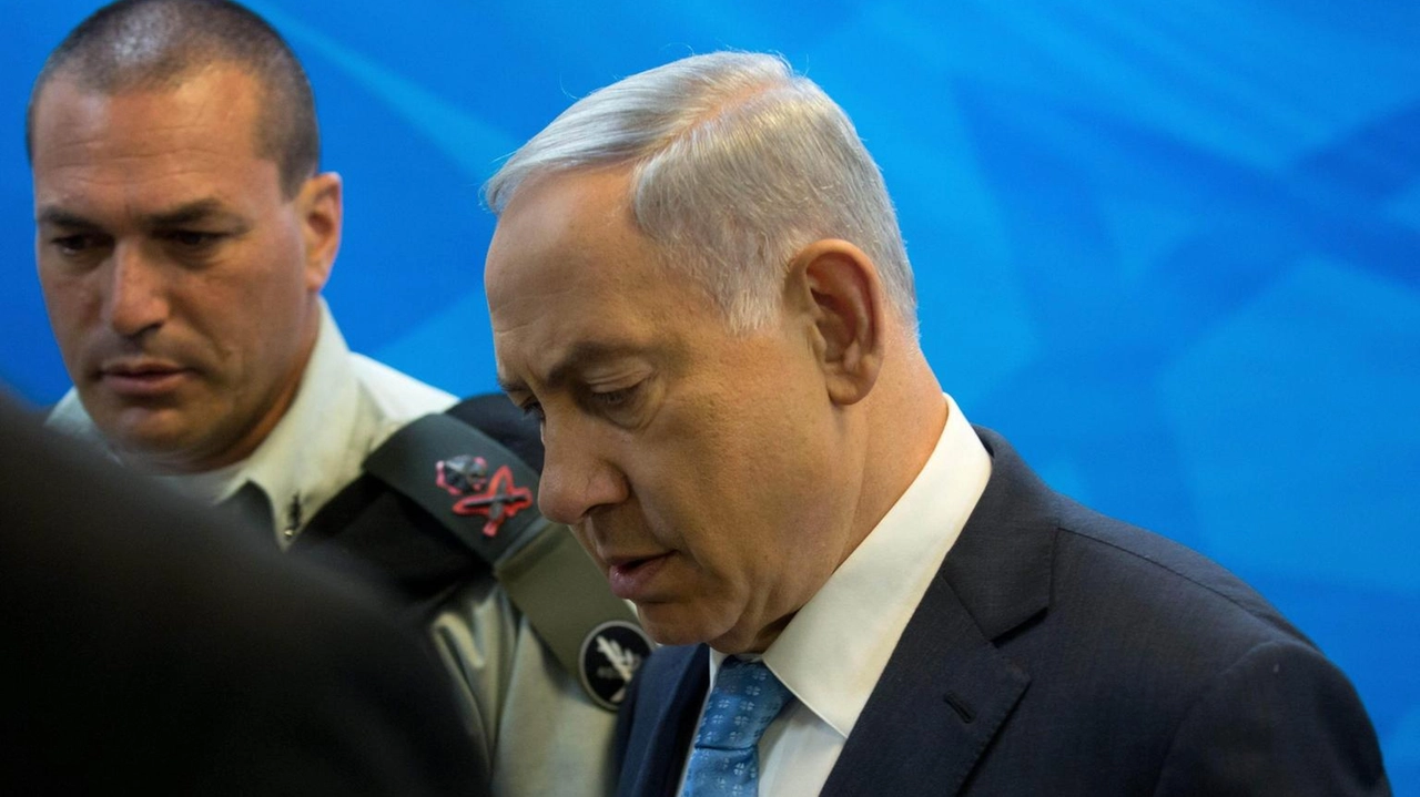 'Divergenze di opinione tra capo dell'Idf e parte politica' 'Divergenze di opinione tra capo dell'Idf e parte politica'