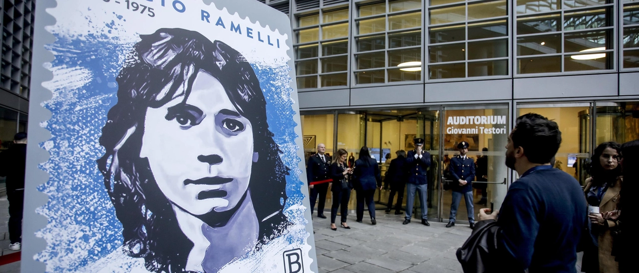 Brescia, scontro sull’intitolazione a Sergio Ramelli: la sinistra esce dall’aula, FdI attacca