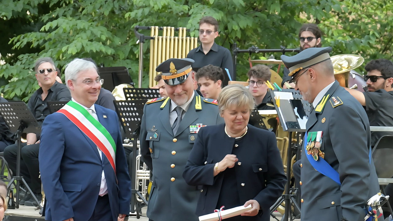 I Giardini Malaspina hanno fatto da cornice al 79esimo anniversario della nascita della Repubblica