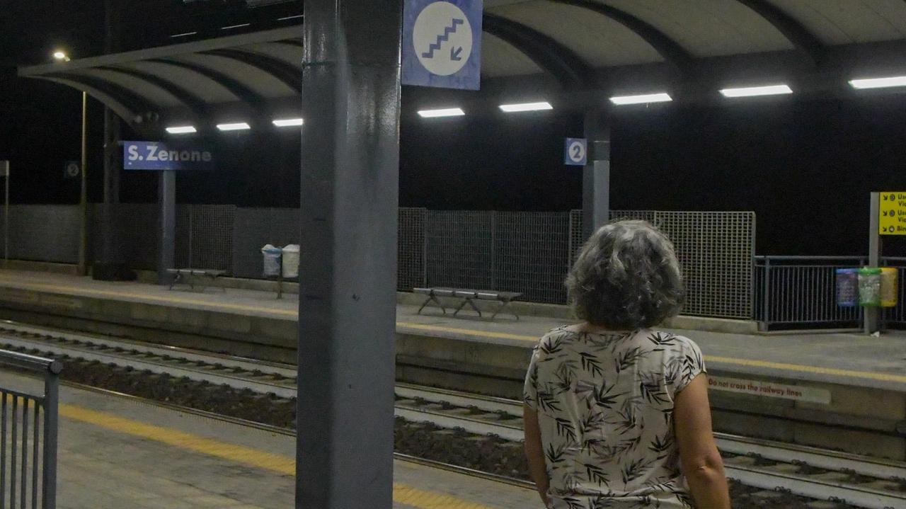La stazione ferroviaria nei pressi dei quali la diciottenne è stata aggredita La stazione ferroviaria nei pressi dei quali la diciottenne è stata aggredita