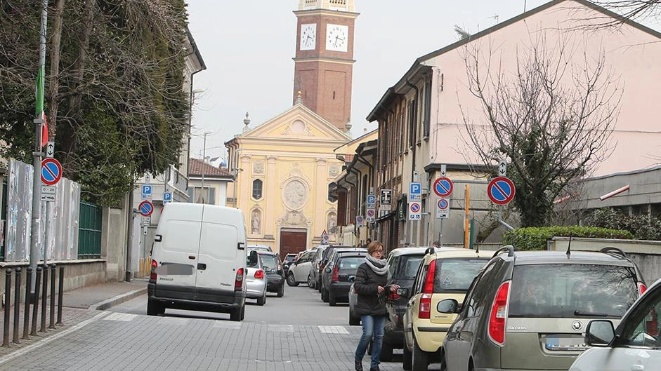 San Fruttuoso, come altri quartieri di Monza, si sente "periferia della periferia". Così lo definiscono gli abitanti. "L’illuminazione spesso non...