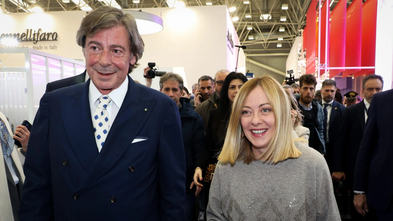 Il senatore Renato Ancorotti insieme alla presidente del Consiglio Giorgia Meloni