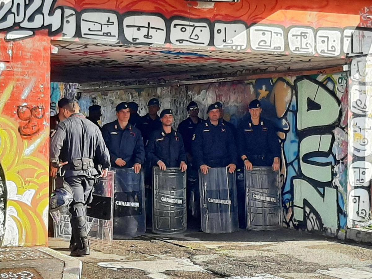 Leonka, passo del Comune. Via all’iter per assegnare la sede in via San Dionigi. Ma è già polemica politica Leonka, passo del Comune. Via all’iter per assegnare la sede in via San Dionigi. Ma è già polemica politica