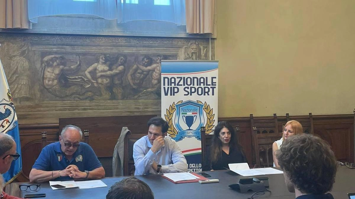 Vip dello sport, giornalisti e Lions alla Partita del cuore di Brescia