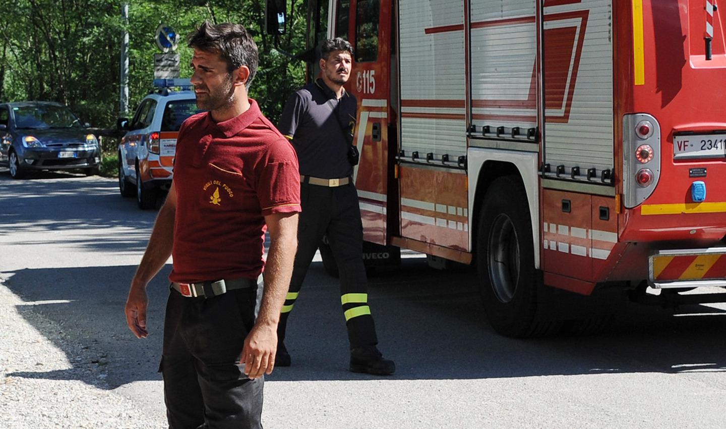 turbigo cade nel ticino e prova a salvarsi nuotando tutto inutile morto un trentenne