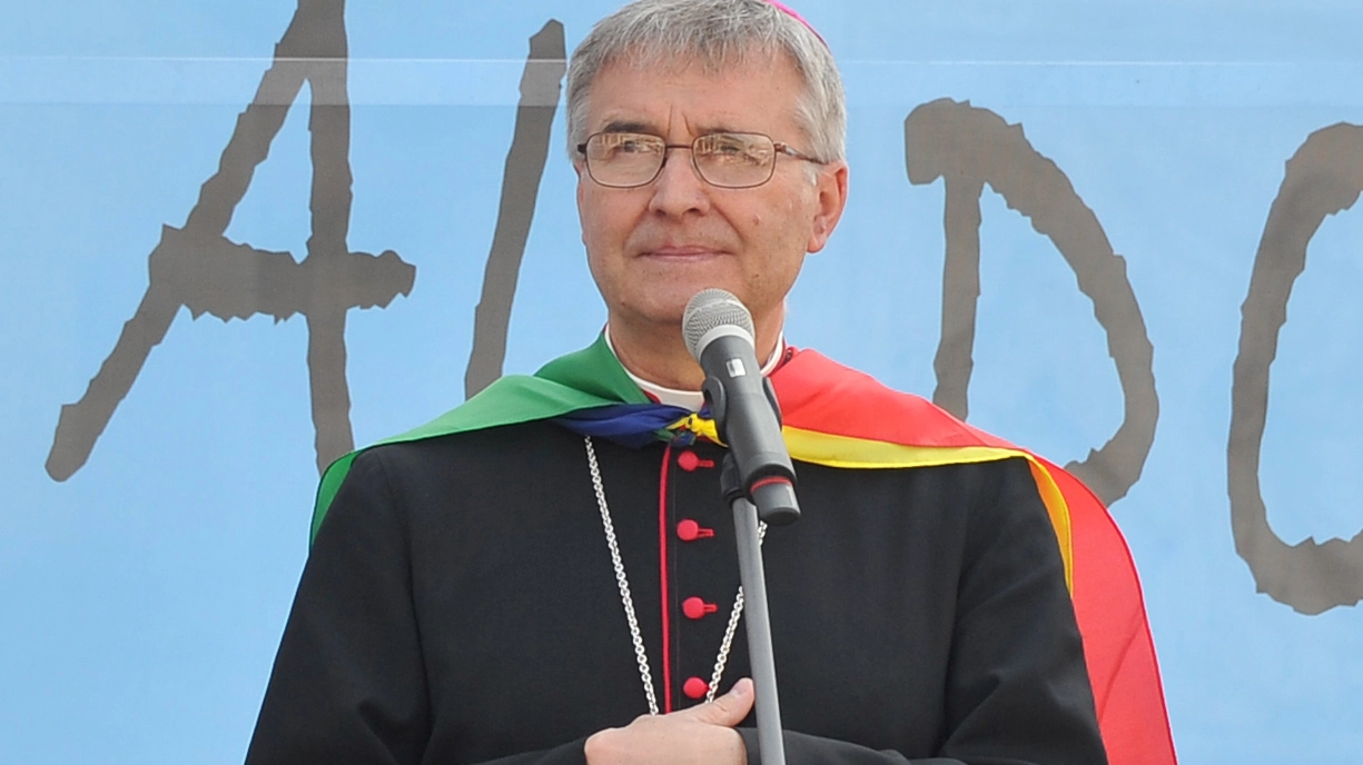 Il vescovo di Brescia, Pierantonio Tremolada Il vescovo di Brescia, Pierantonio Tremolada