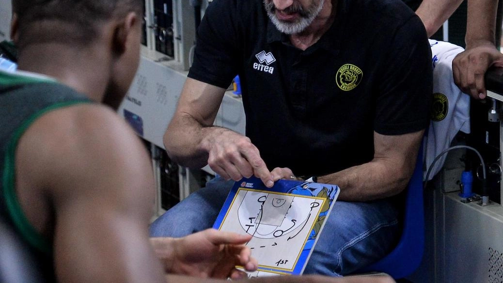 La Vanoli Basket Cremona saluta Trevor Lacey dopo tre stagioni, l’ultima da capitano. La nuova rosa aprirà il 18 agosto...