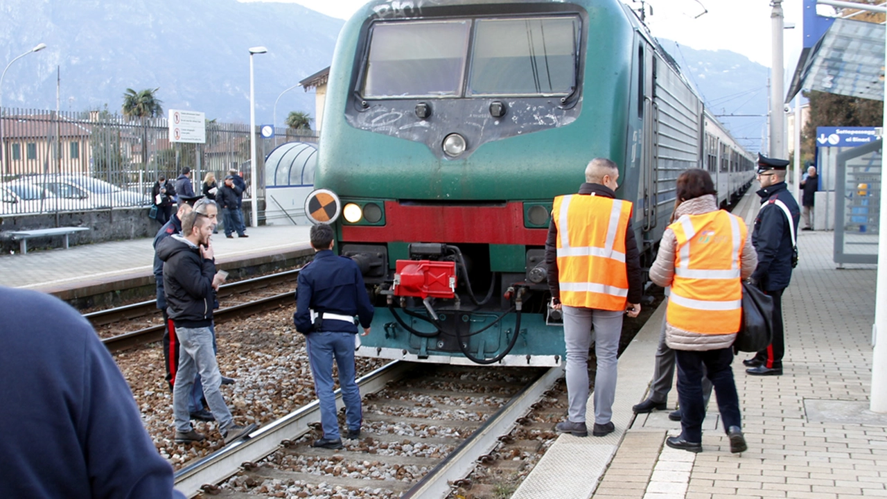 L'indagine finalizzata a comprendere la dinamica dell'incidente è affidata alla Polizia ferroviaria L'indagine finalizzata a comprendere la dinamica dell'incidente è affidata alla Polizia ferroviaria