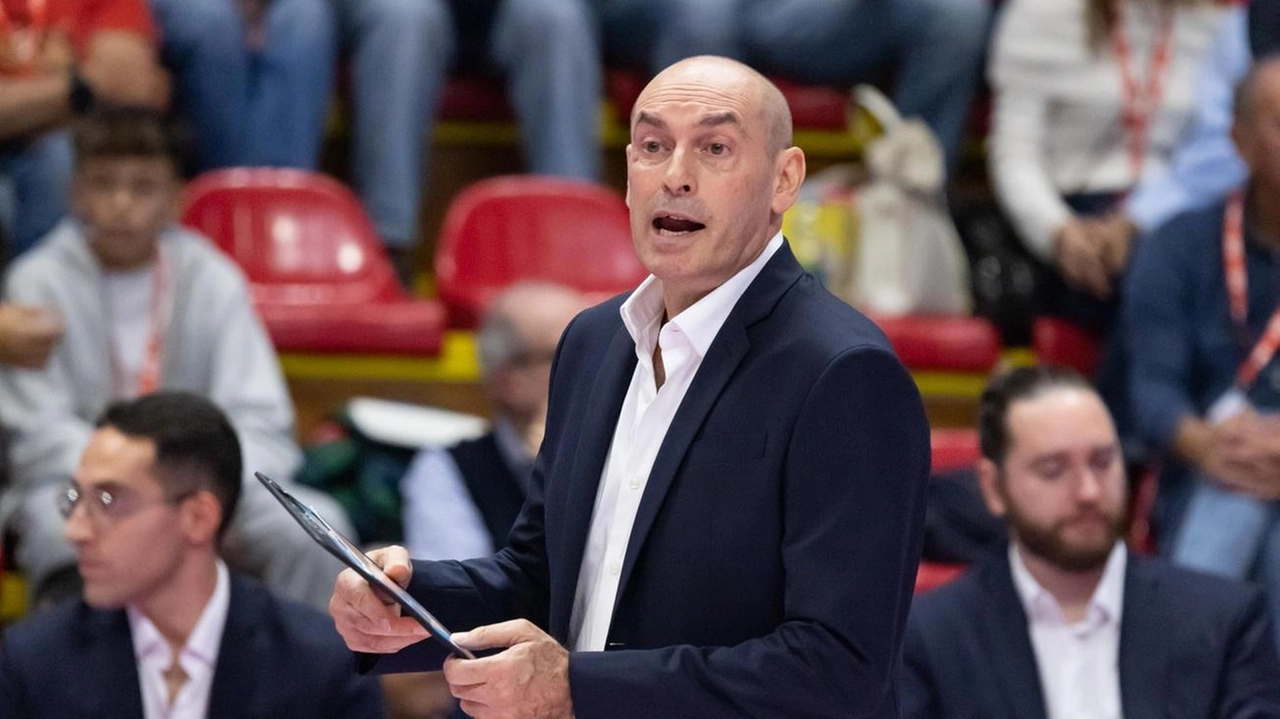 Carlo Parisi, coach di Bergamo: le lombarde hanno portato Scandicci al quarto set Carlo Parisi, coach di Bergamo: le lombarde hanno portato Scandicci al quarto set
