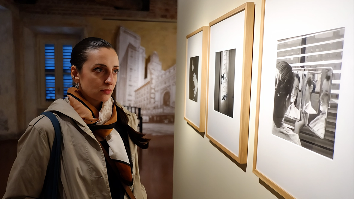 La mostra “Unseen. Le foto mai viste di Vivian Maier“ al Belvedere della Villa Reale di Monza è prorogata fino al 21 aprile 2025 La mostra “Unseen. Le foto mai viste di Vivian Maier“ al Belvedere della Villa Reale di Monza è prorogata fino al 21 aprile 2025